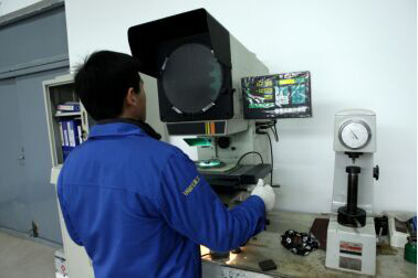數字測量投影儀和硬度測試機